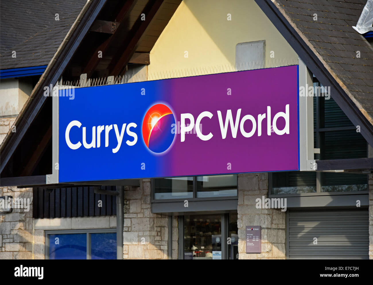 Currys P C mondo store. Il vecchio Show Terra, Kendal Cumbria, England, Regno Unito, Europa. Foto Stock