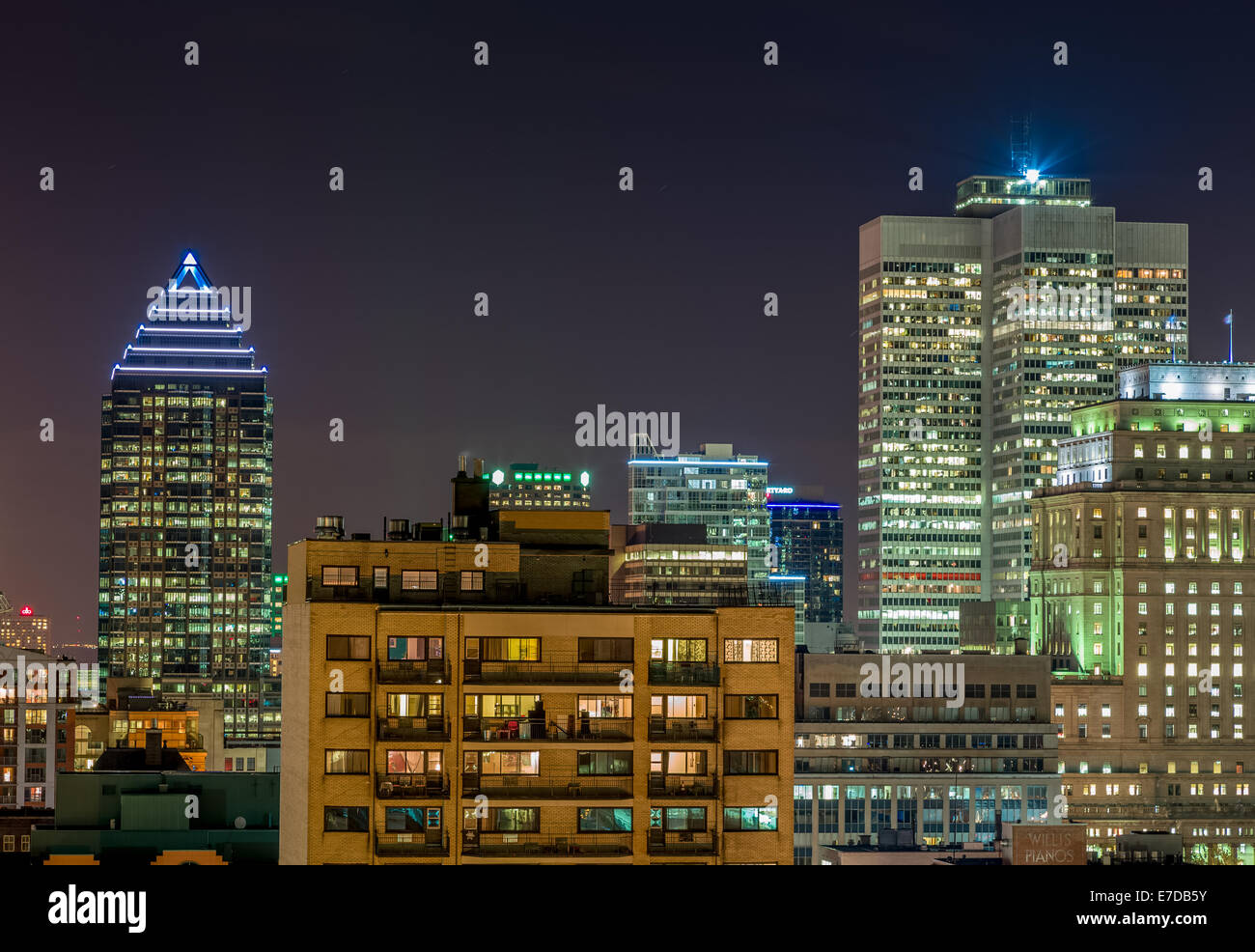 Lo Skyline di Montreal Cityscape paesaggio Panorama posteriore Foto Stock