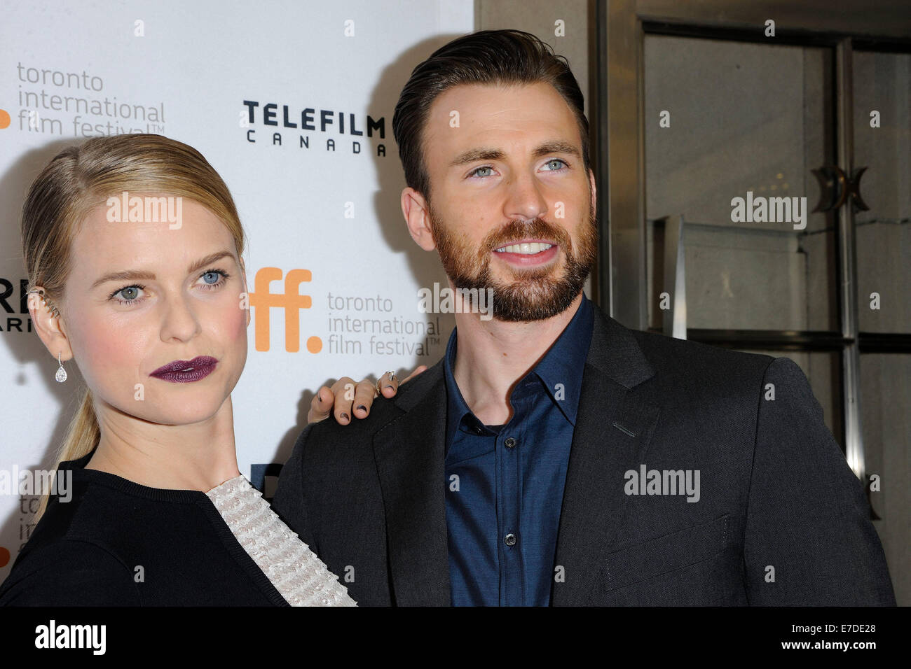 Alice Eve, Chris Evans al 2014 Toronto International Film Festival. TIFF 2014 Foto Stock
