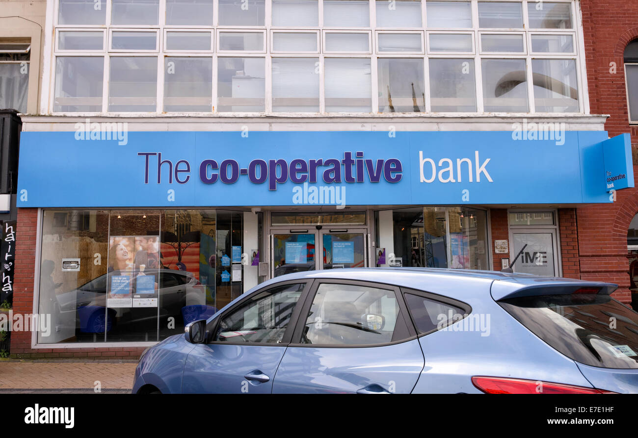 Filiale della Banca Coop a Blackpool, Lancashire Foto Stock