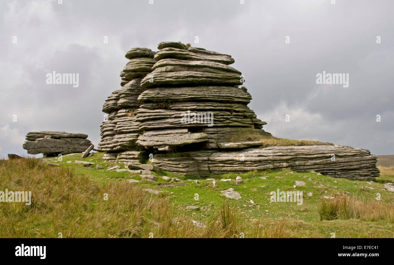 Il bizzarro affioramenti granitici di Watern Tor su Dartmoor Foto Stock