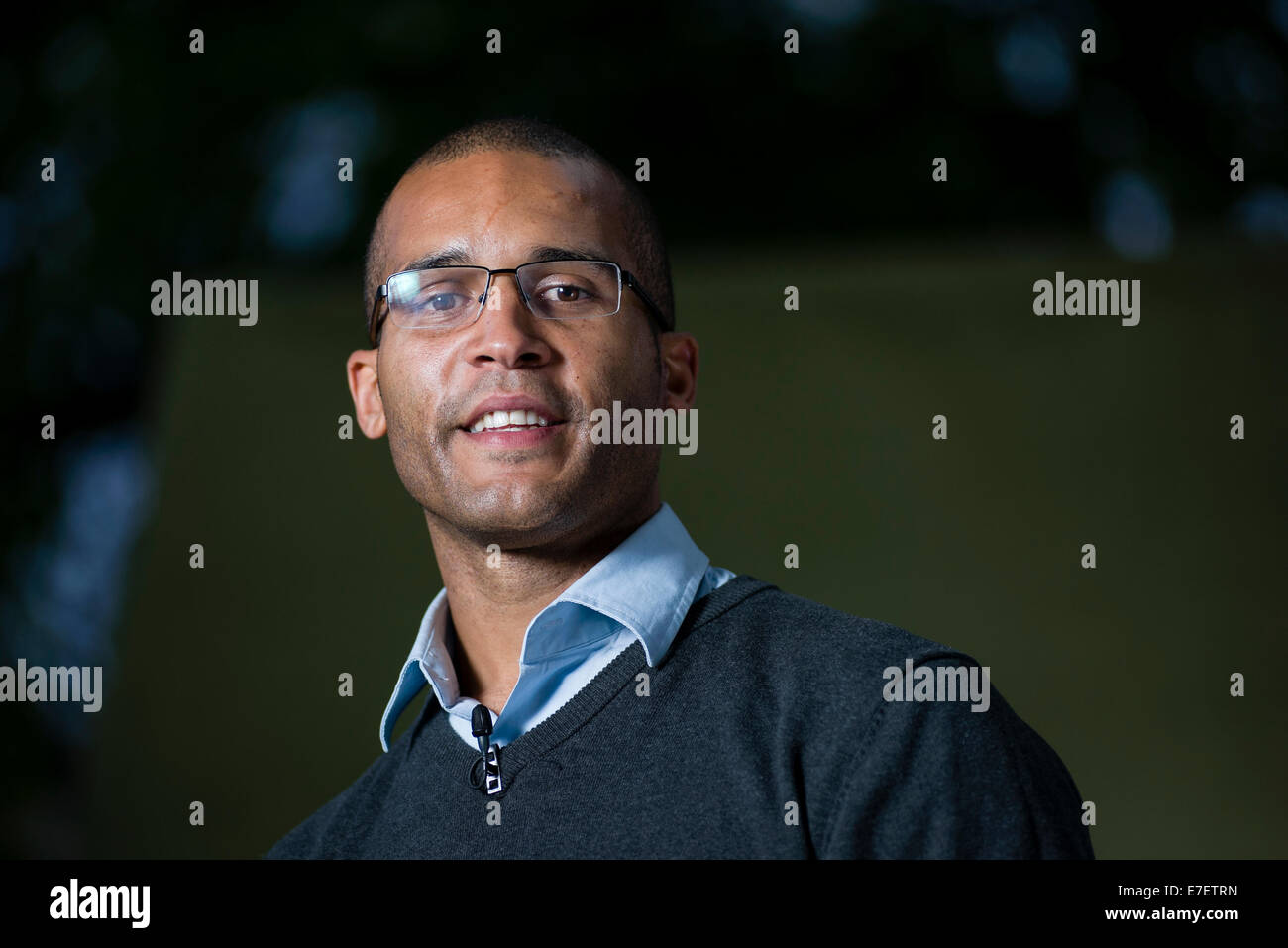 Inglese ex calciatore professionista Clarke Carlisle appare in Edinburgh International Book Festival. Foto Stock