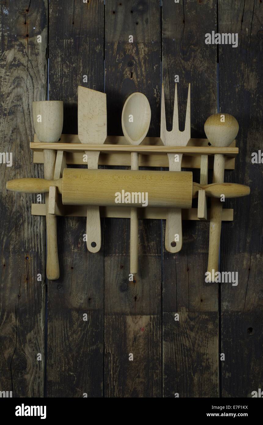 Cucina in legno accessori su sfondo del bordo Foto Stock