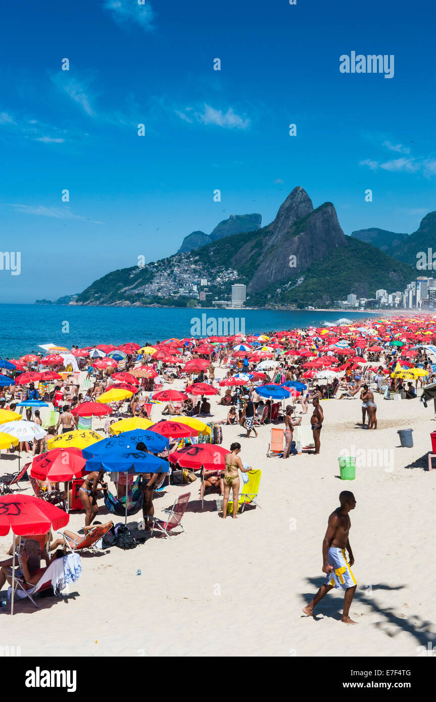 La spiaggia di Ipanema, Rio de Janeiro, Brasile Foto Stock