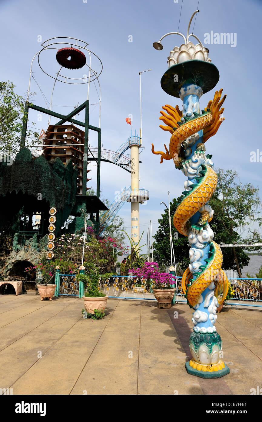 Le sculture realizzate dal monaco di cocco (Dao Dua) sull'isola con Phung, sul fiume Mekong, My Tho, ben tre provincia, Vietnam Foto Stock