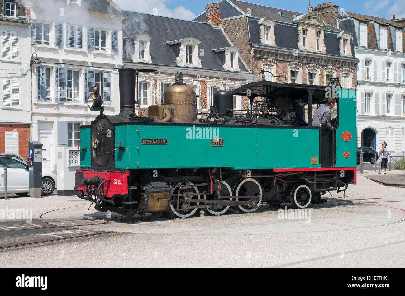 Locomotiva a vapore del Chemin de Fer de la Baie de Somme a Saint-Valery-sur-Somme, in Francia, in Europa. Foto Stock