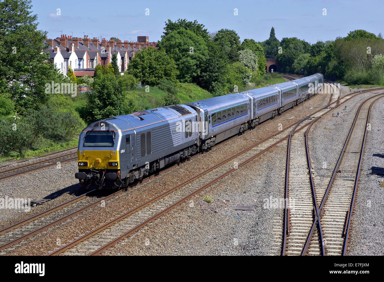 Chiltern Railways 67014 capi attraverso Tysley con 1R34 London Marlybone - Birmingham Moor Street il 04/06/13. Foto Stock