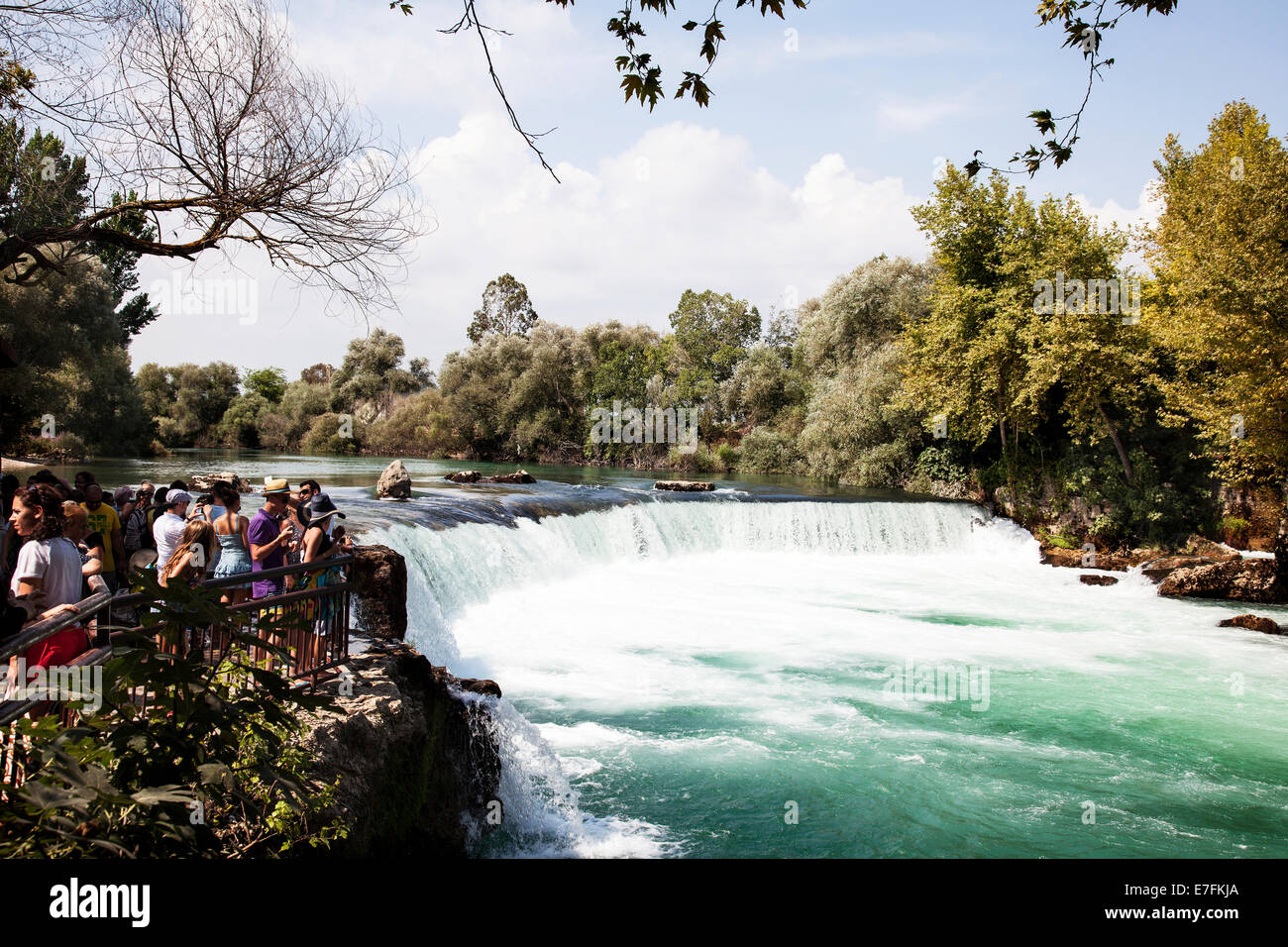 Manavgat cascata sul lato vicino, Turchia Foto Stock