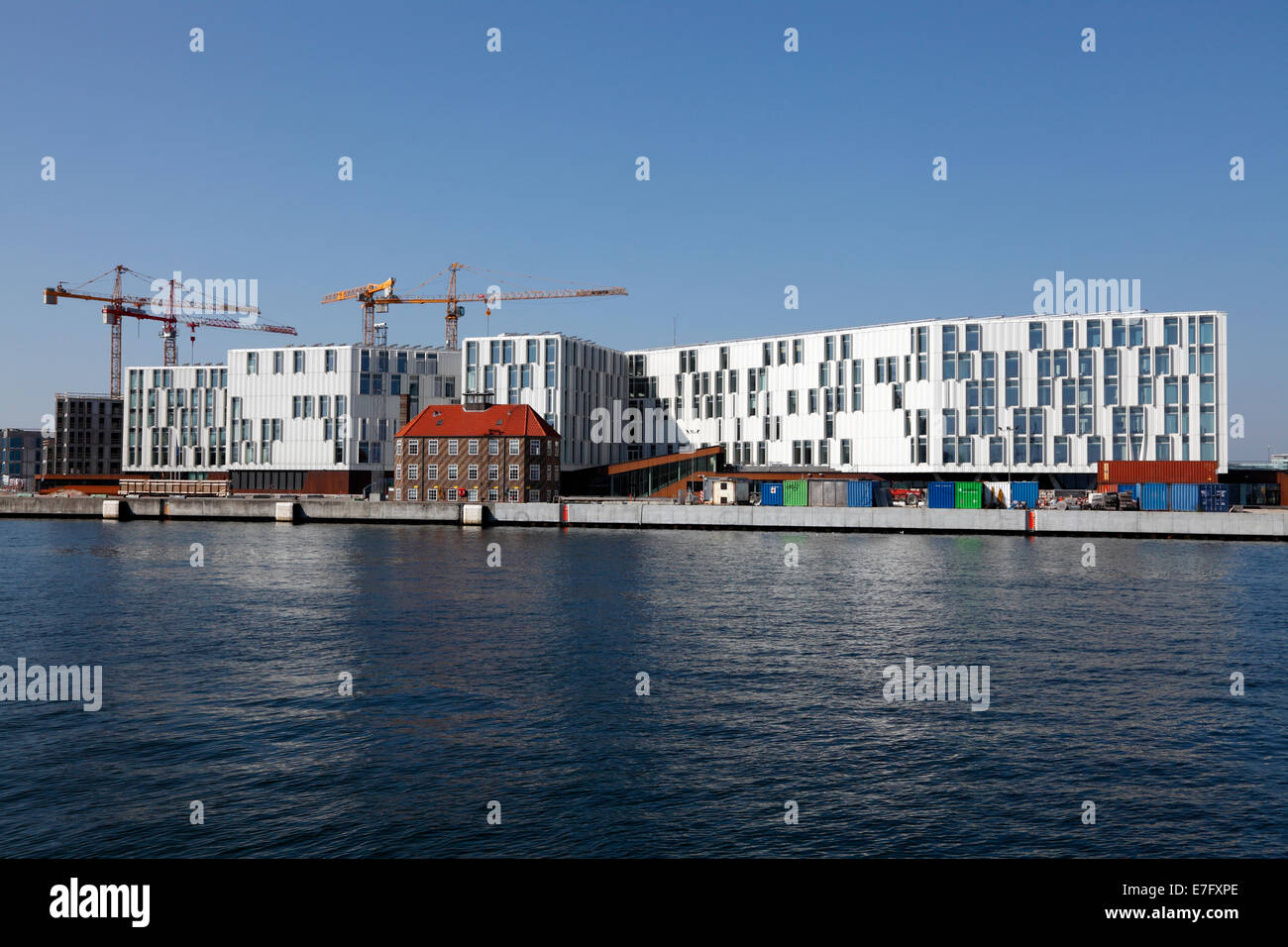 Vista della città DELLE NAZIONI UNITE ottagono a forma di stella edificio, UNOPS in Nordhavn, nord del porto di Copenaghen dal molo Langelinie-testa Foto Stock