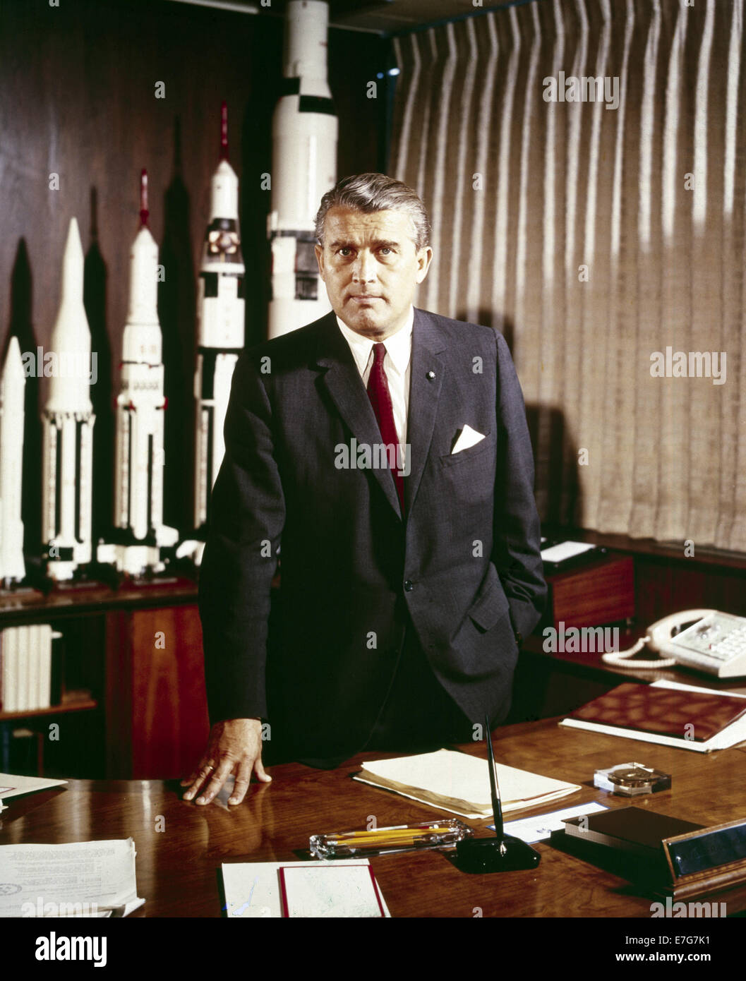 Wernher Magnus Maximilian, Freiherr von Braun. Tedesco e americano ingegnere aerospaziale e lo spazio di architetto. Foto Stock