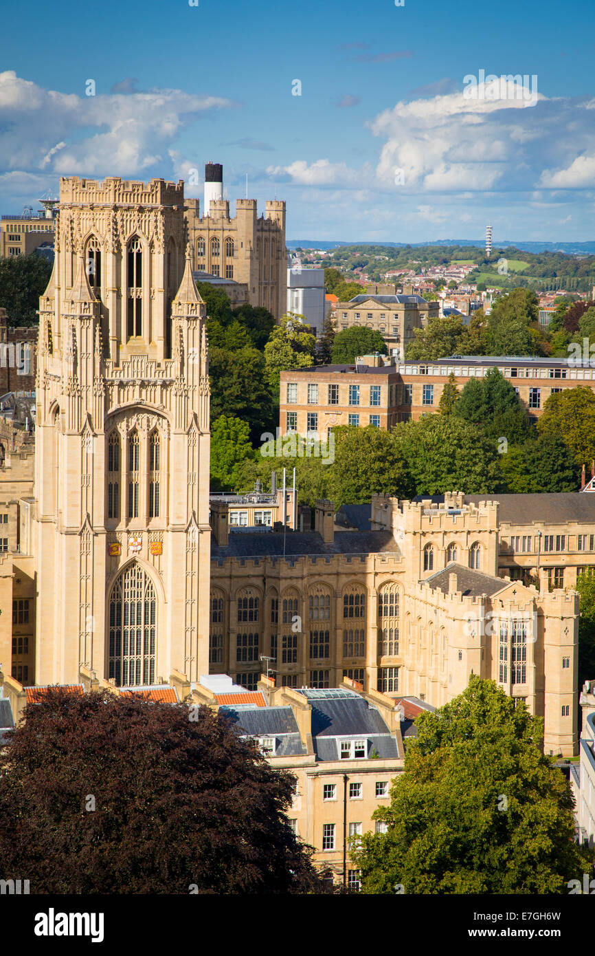 Vista di Bristol e il Bristol University Tower da Cabot Tower, Bristol, Inghilterra Foto Stock