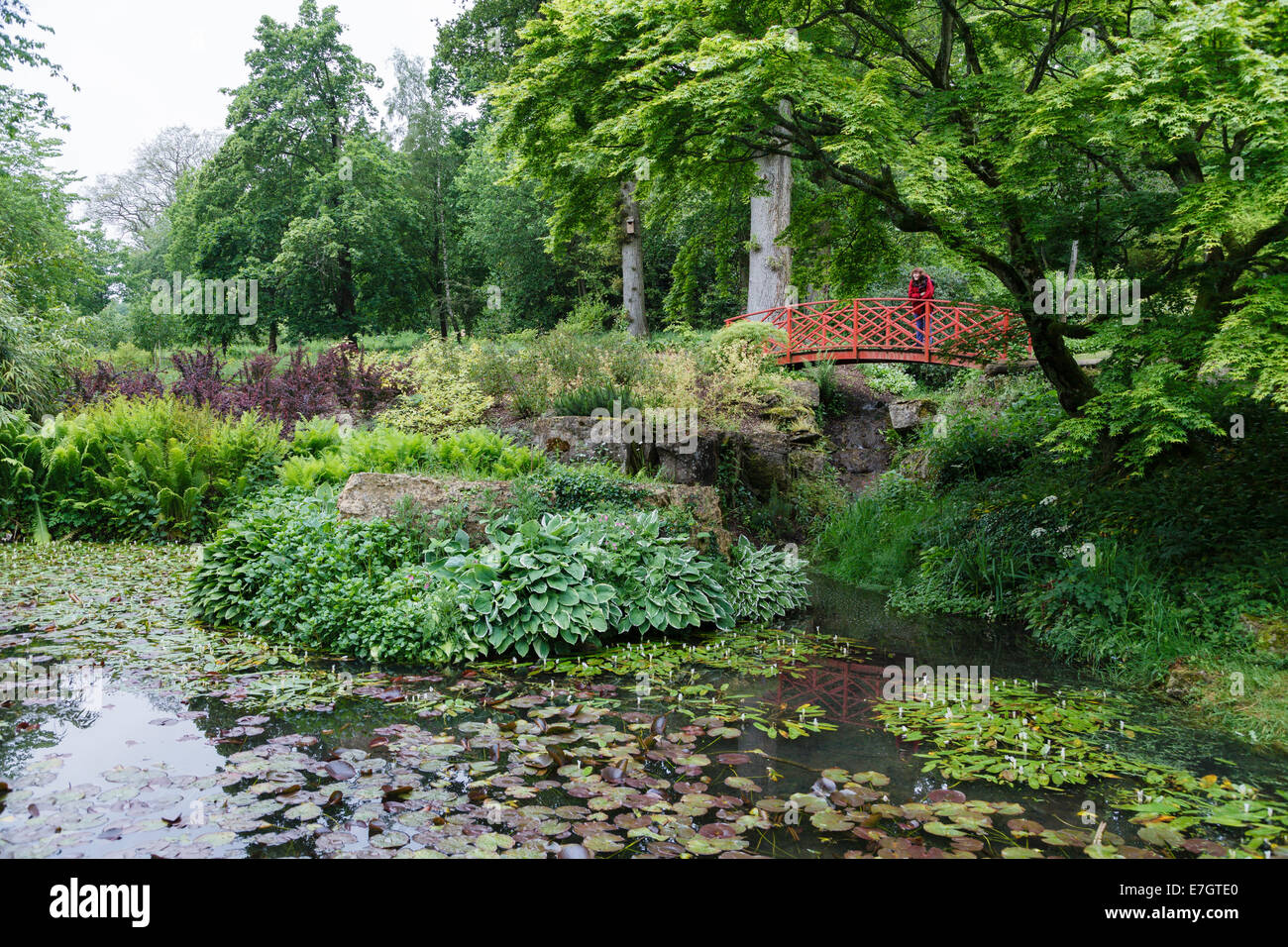 Il Giardino Giapponese, Batsford Arboretum, Moreton-in-Marsh, Gloucestershire Foto Stock