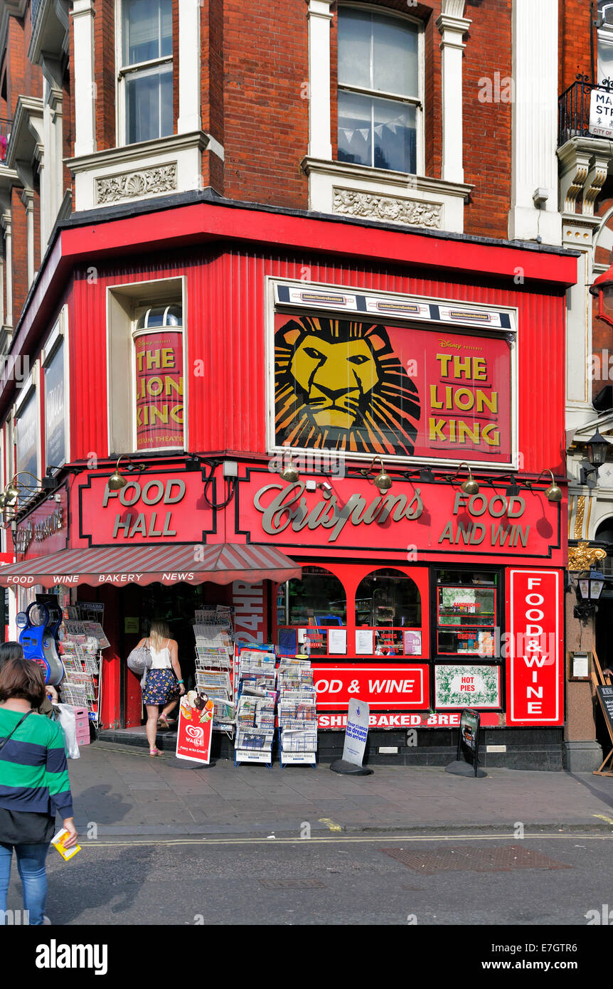 Corner shop, Shaftesbury Avenue, China Town, Londra, Inghilterra, Regno Unito Foto Stock