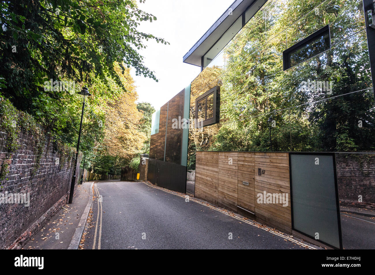 Casa di vetro su Swain's Lane, Highgate, London, Regno Unito Foto Stock