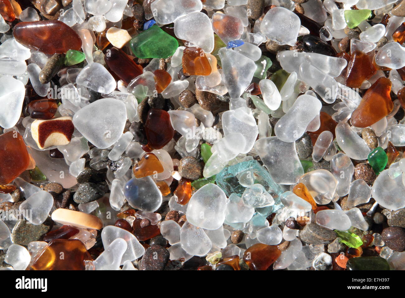 Close-up di weathered vetro, Spiaggia, Fort Bragg, California Foto Stock