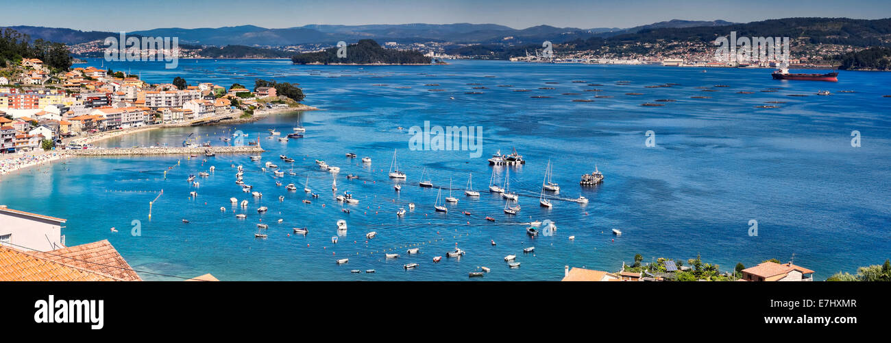 Vista panoramica della ria di Pontevedra, dal punto di vista di Raxo. Pontevedra, Galizia, Spagna Foto Stock