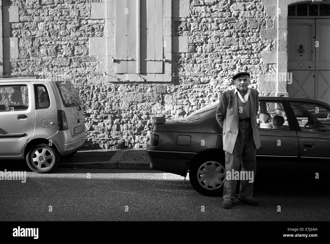 Il vecchio uomo al mercato Cazals, Valle del Lot Foto Stock