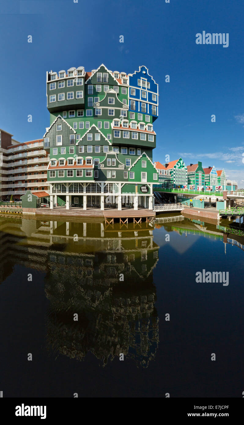 Holland, Europa, Koog aan de Zaan, Zaandam, Noord-Holland, Paesi Bassi, città, villaggio, acqua, molla, moderna architettura, Zaan Foto Stock