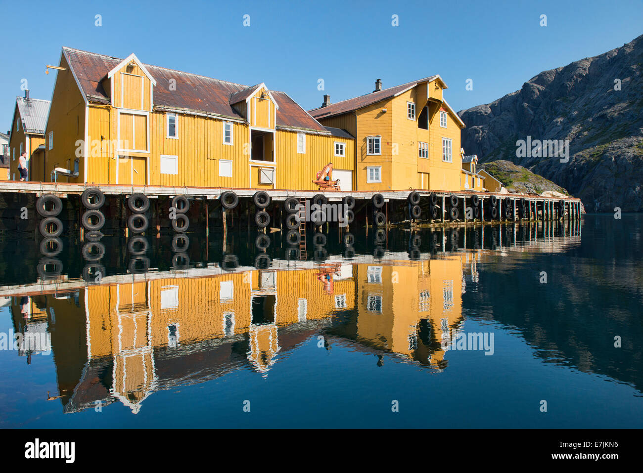 UNESCO conserve di villaggio di pescatori di Nusfjord nelle Isole Lofoten in Norvegia Foto Stock