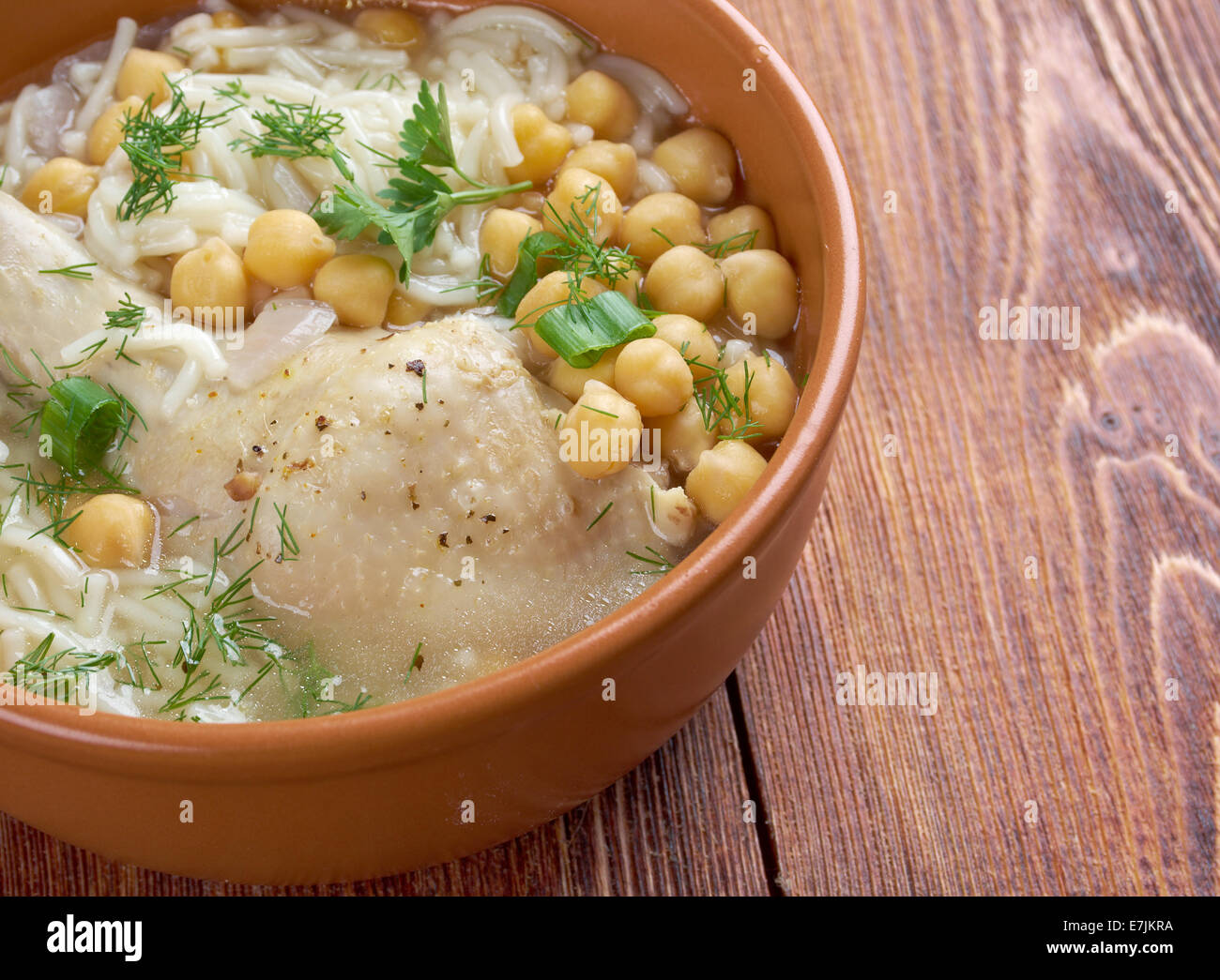 Chorba Beida - Bianco algerino zuppa con carne e verdure Foto Stock