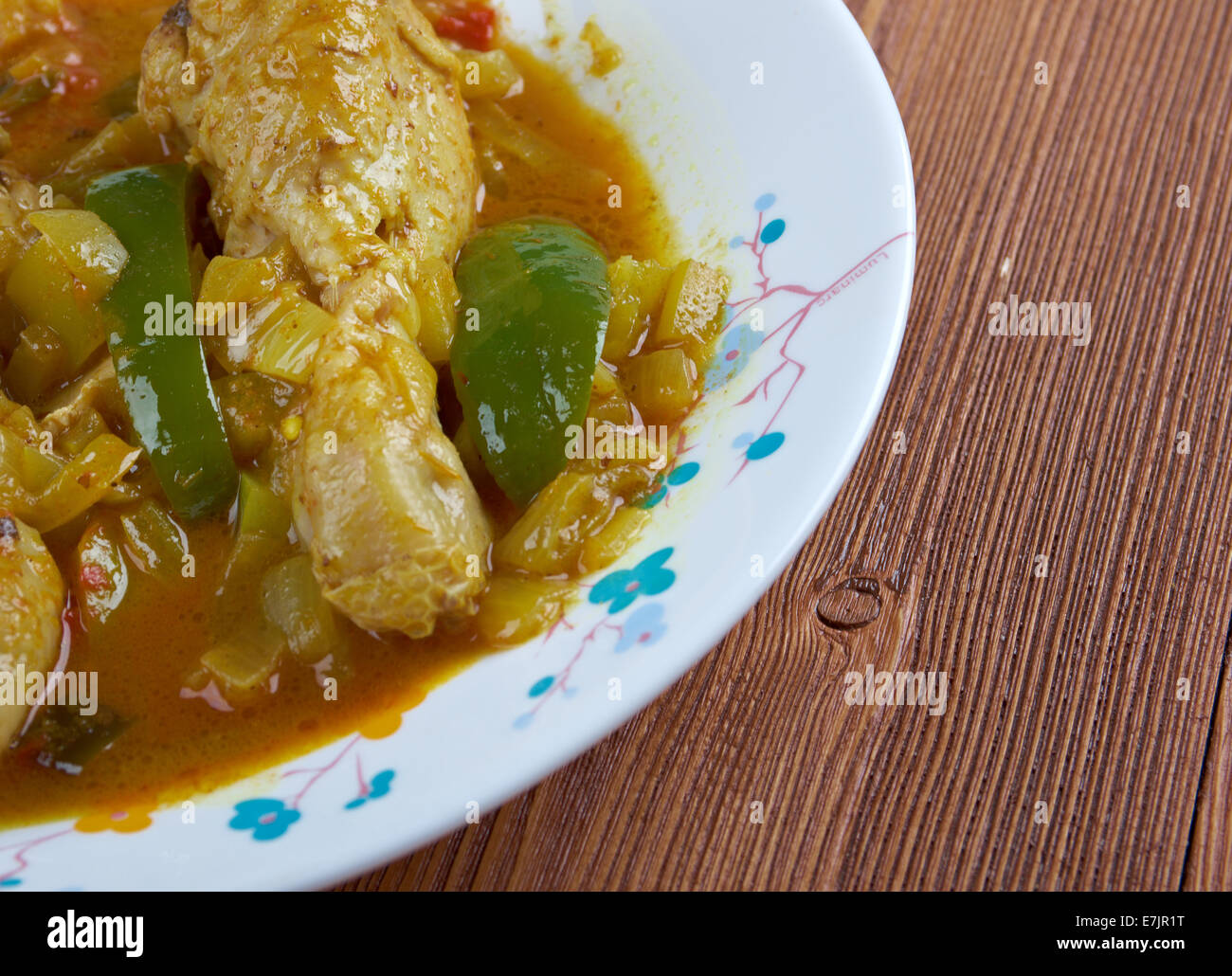 In Ghana Hkatenkwan pollo e lo stufato di arachidi.popolare in dell Africa sub-sahariana la cottura Foto Stock