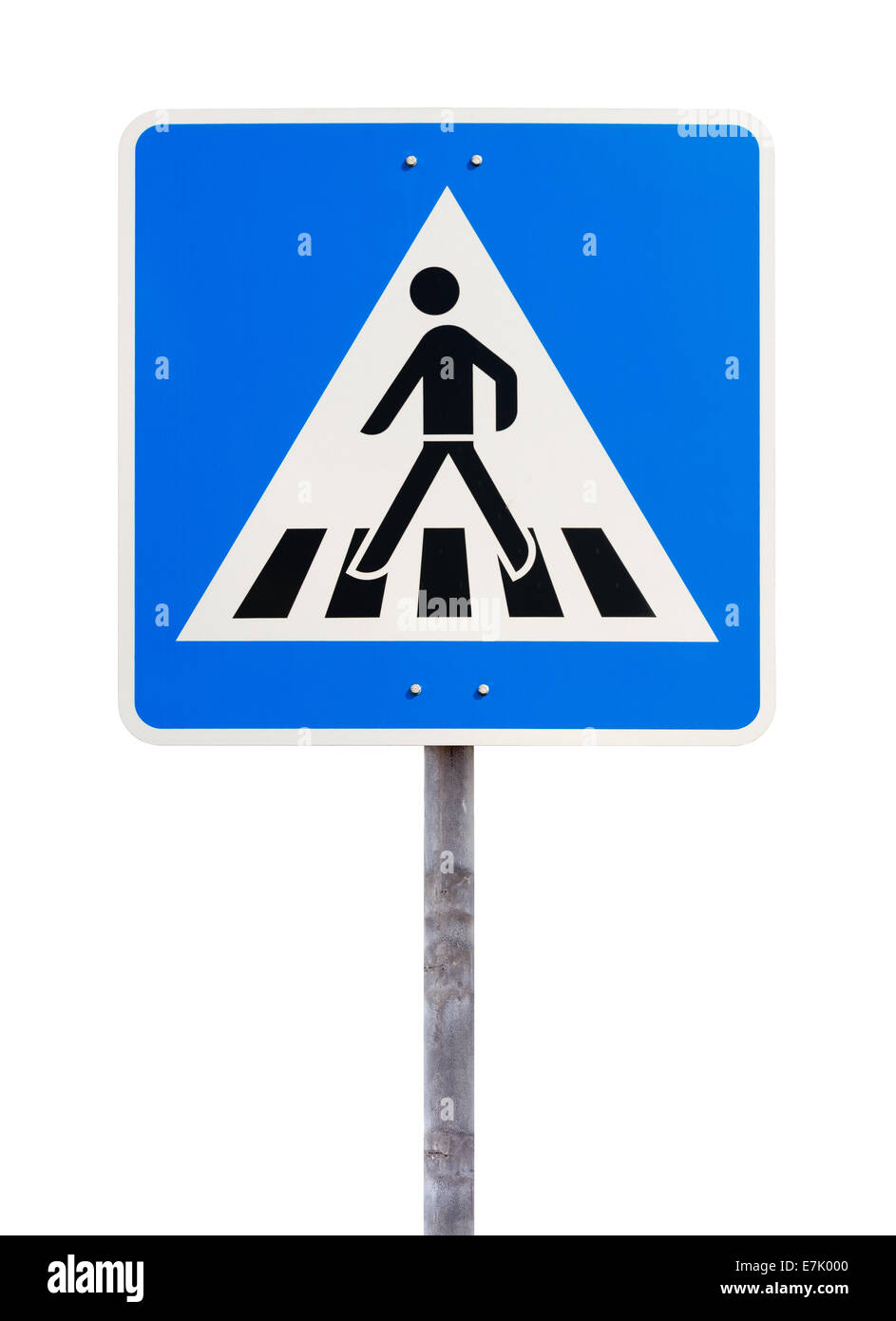 Blue square segno di traffico di attraversamento pedonale contro uno sfondo bianco Foto Stock