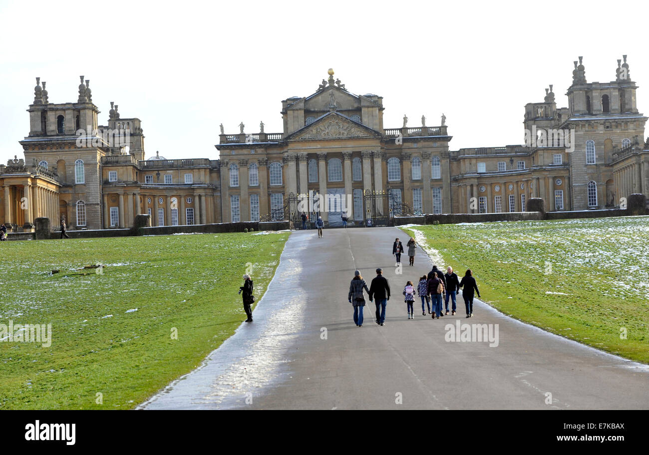 Il Blenheim Palace è un monumentale country house si trova a Woodstock, Oxfordshire, Inghilterra, residenza dei duchi di Marlborough Foto Stock