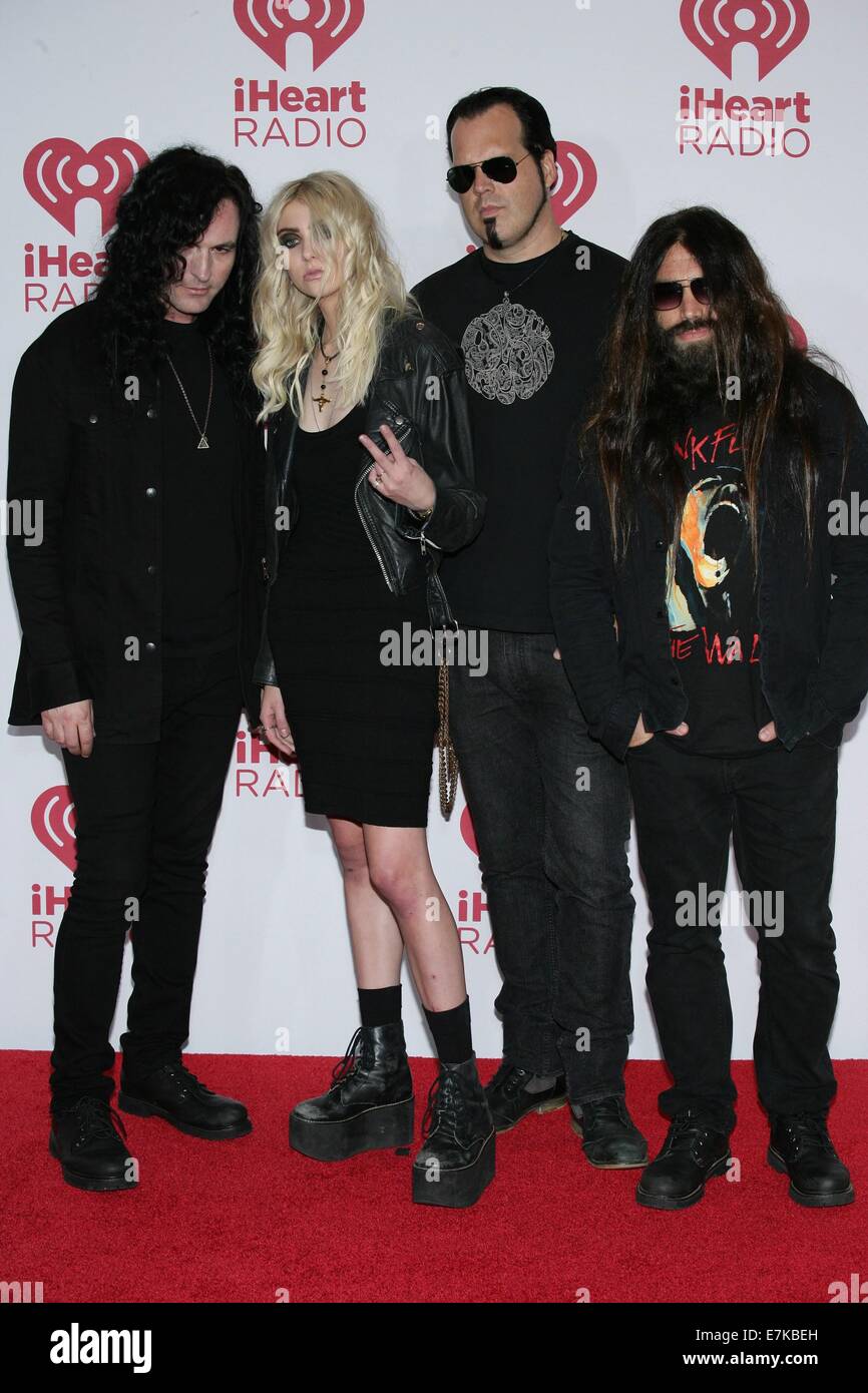 Las Vegas, NV, Stati Uniti d'America. Xix Sep, 2014. Ben Phillips, Taylor Momsen, Mark Damon, Jamie Perkins di abbastanza temerario di presenze per il 2014 iHeartRadio Music Festival - Ven parte 2, MGM Grand Garden Arena di Las Vegas NV, Settembre 19, 2014. Credito: James Atoa/Everett raccolta/Alamy Live News Foto Stock