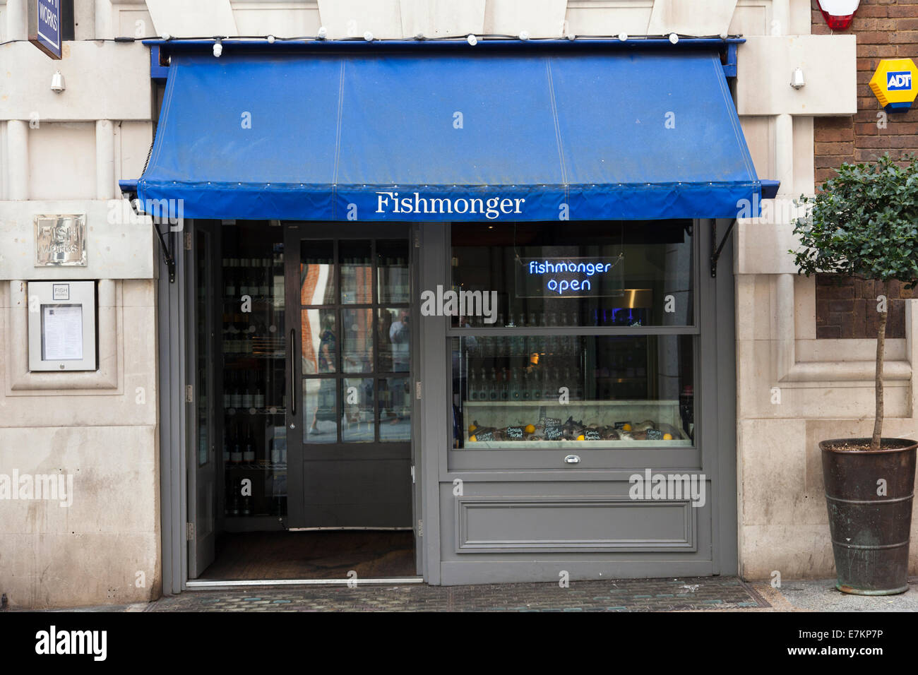FishWorks pescivendolo e ristorante sul Swallow Street, Piccadilly, London, England, Regno Unito Foto Stock