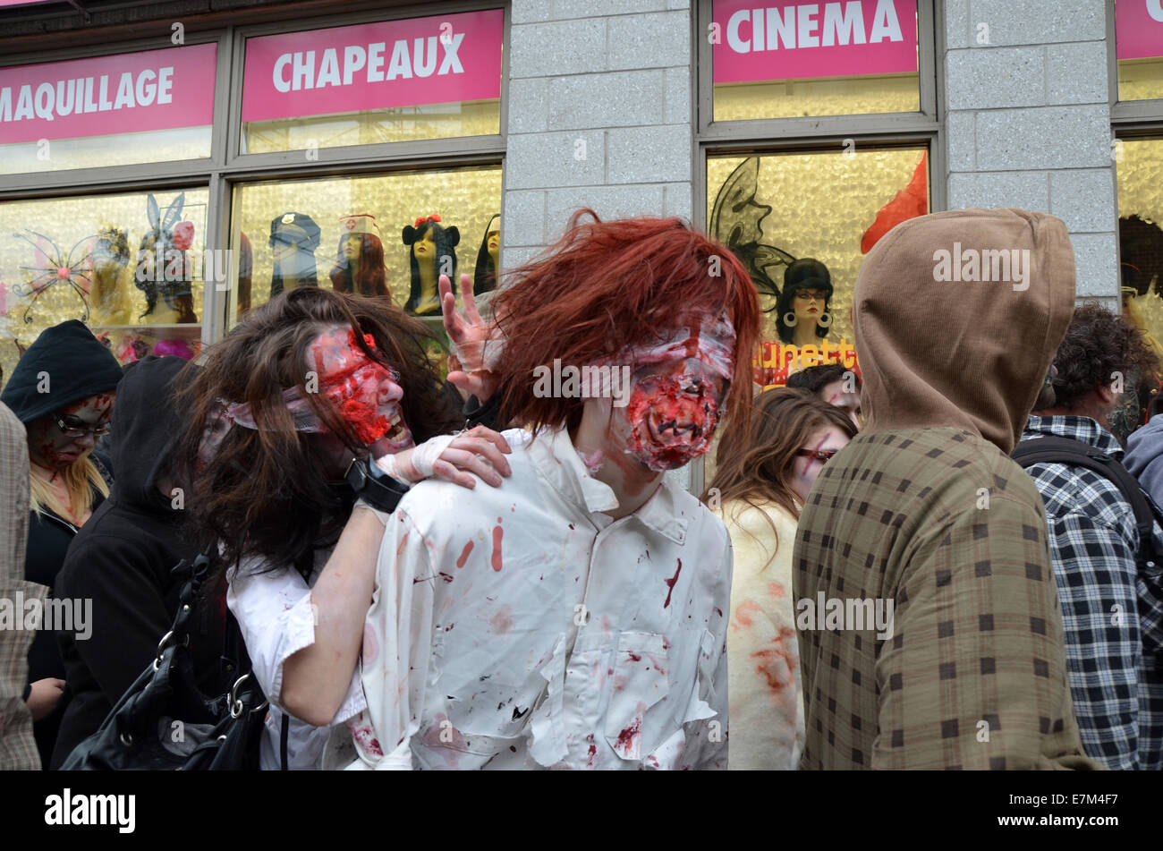 MONTREAL, QC/CANADA - OTTOBRE 22 - Zombie al 2011 Montreal Zombie a piedi - 2011/10/22 Foto Stock