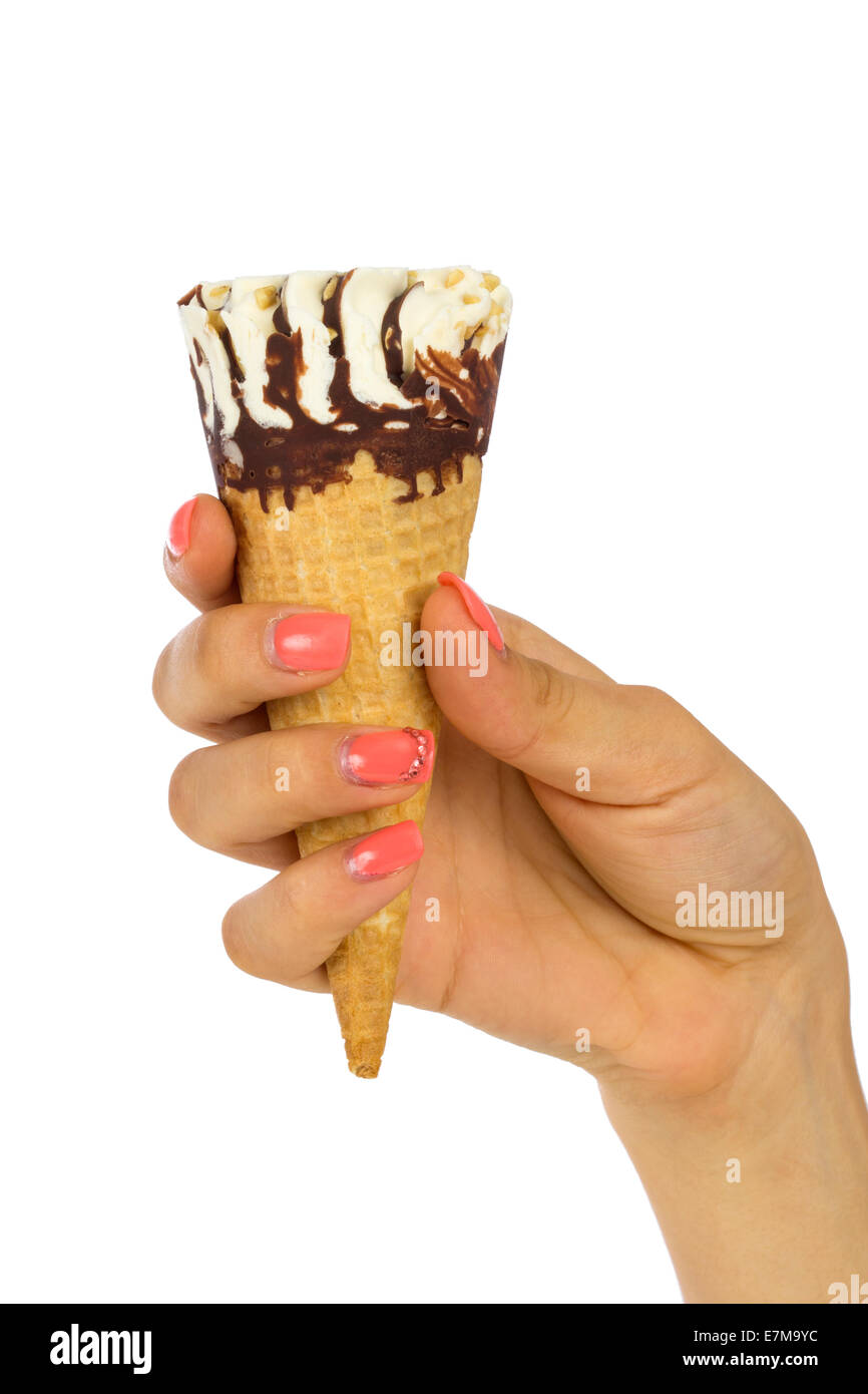 Mano azienda cono gelato isolate su sfondo bianco Foto Stock