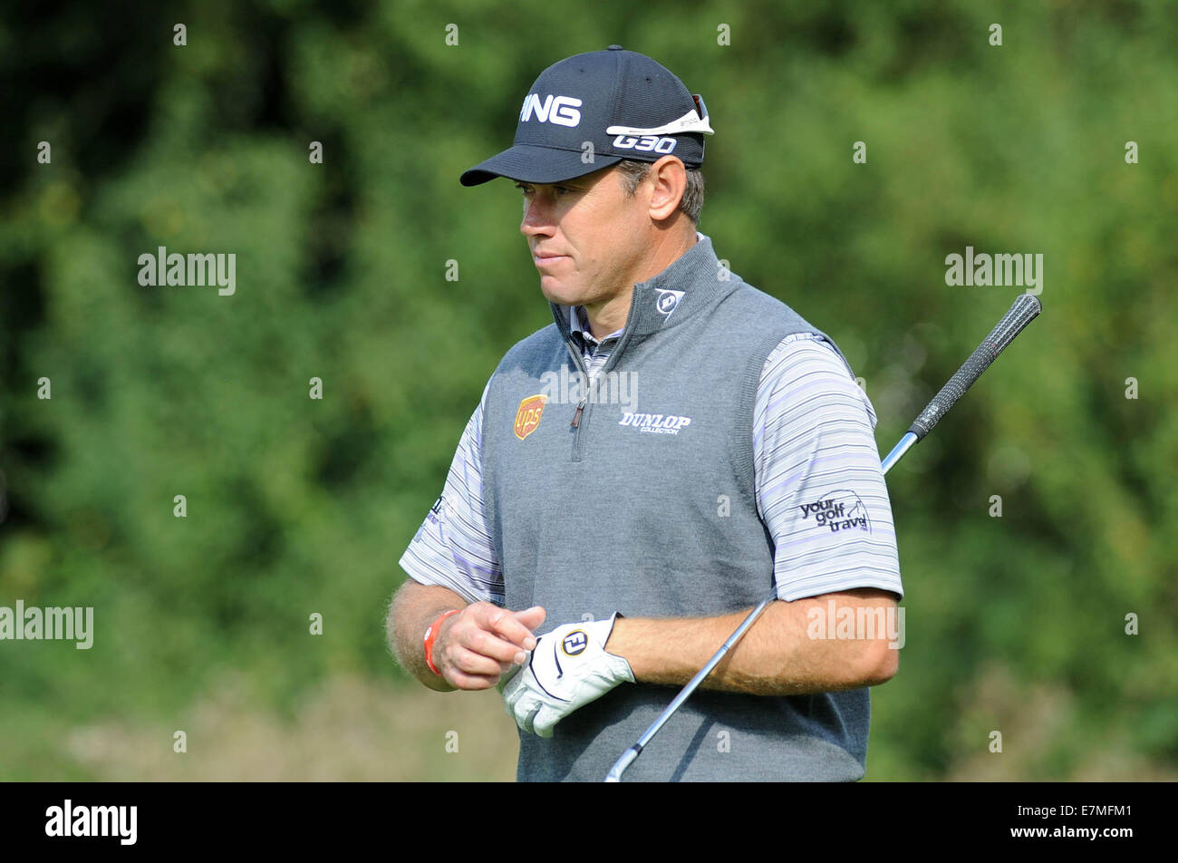 Gli ISP Handa Wales Open Golf giornata finale al The Celtic Manor Resort di Newport, Regno Unito. : Lee Westwood di Inghilterra passeggiate fuori del XVII il raccordo a t. Foto Stock