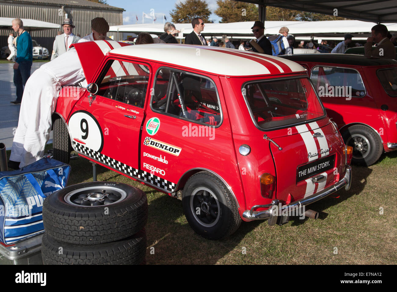 Racing Mini essendo fisso Foto Stock