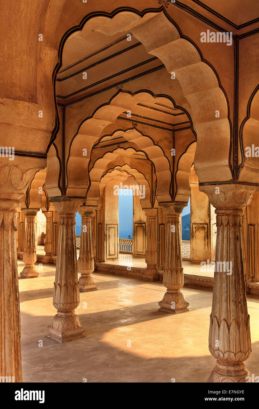 Sala Colonne del Forte Amber. Jaipur, India Foto Stock