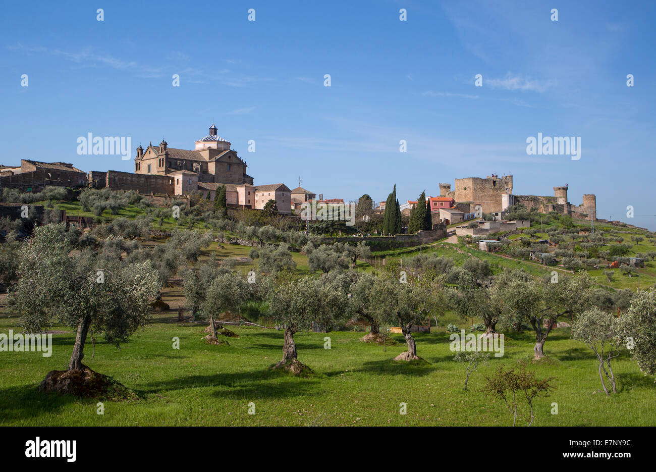 Castiglia, Castello, la città, il castello di Oropesa, Spagna, Europa, architettura, storia, la Mancha, paesaggio, skyline, turismo, viaggi Foto Stock