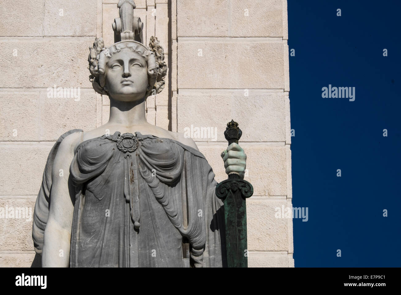 Spagna, Cadiz, Plaza de Espana, statua sul Monumento alla Costituzione del 1812 Foto Stock