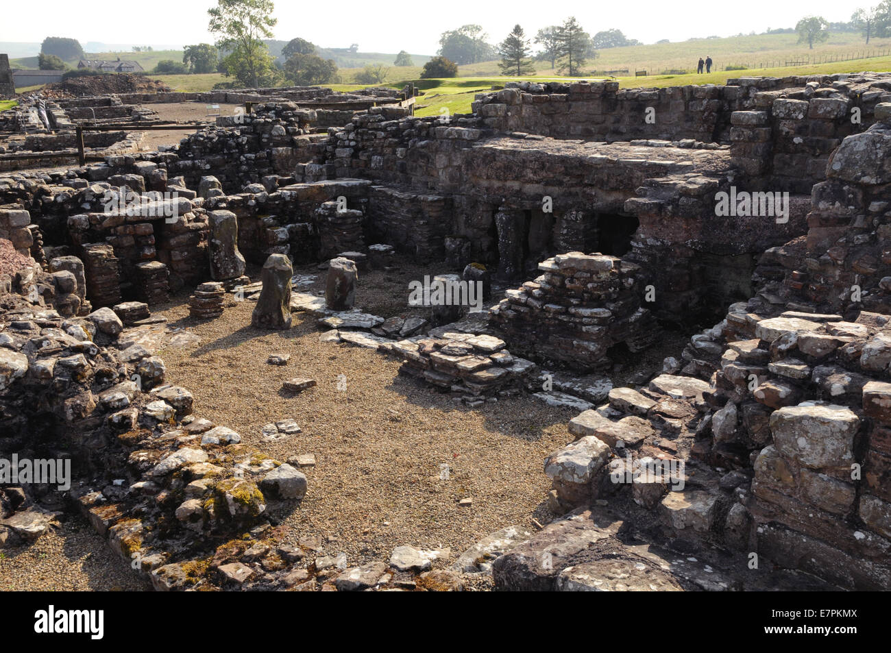 Scavato rimane a Vindolanda, un Roman Fort ausiliario e associati cittadina nei pressi del Vallo di Adriano nel nord dell'Inghilterra. Foto Stock