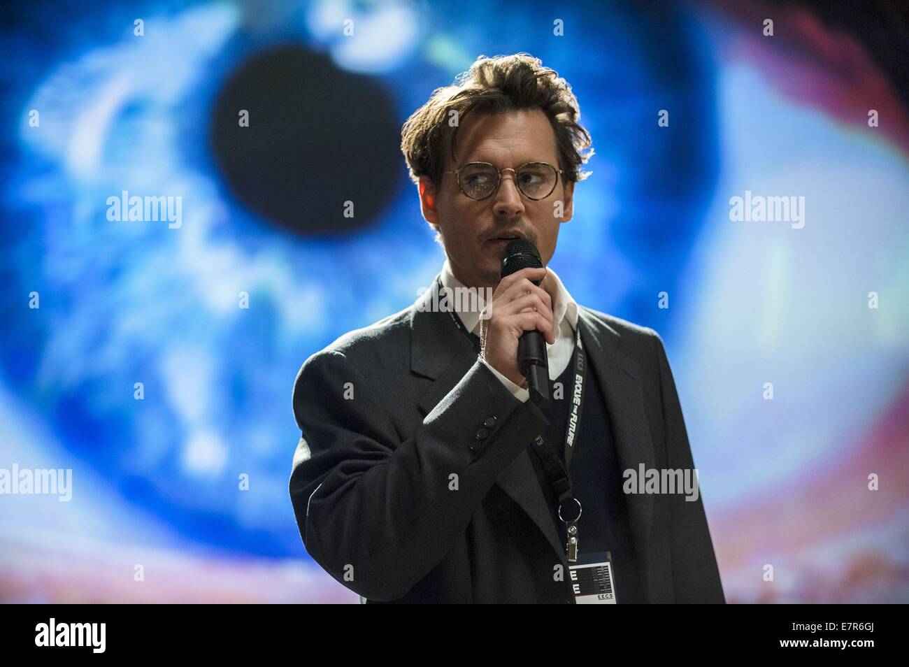 Trascendenza Anno : 2014 USA / UK Direttore : Wally Pfister Johnny Depp Foto Stock