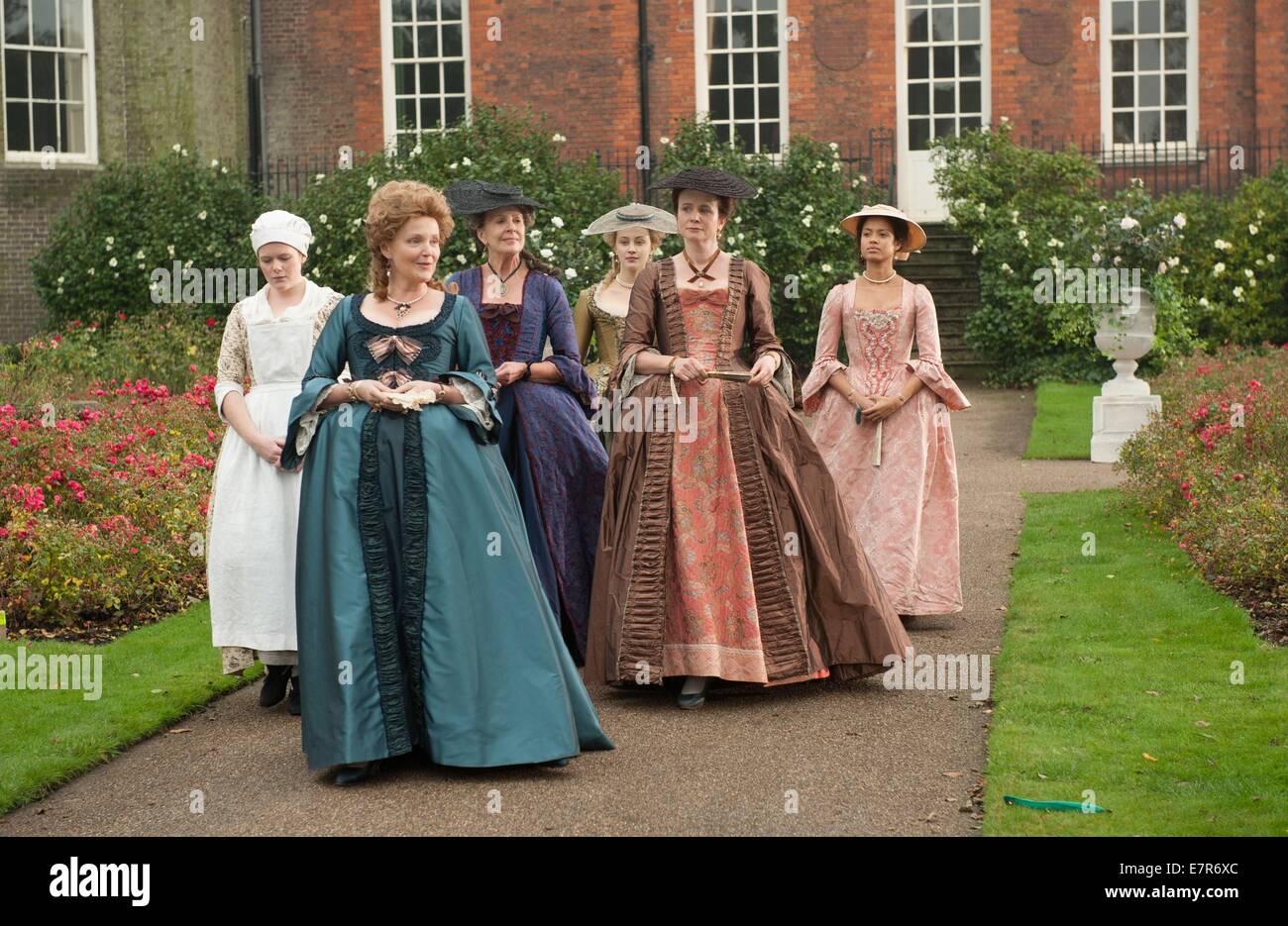 Belle Anno : 2013 Direttore del Regno Unito : Amma Asante Miranda Richardson, Penelope Wilton, Sarah Gadon , Emily Watson, Gugu Mbatha-Raw Foto Stock