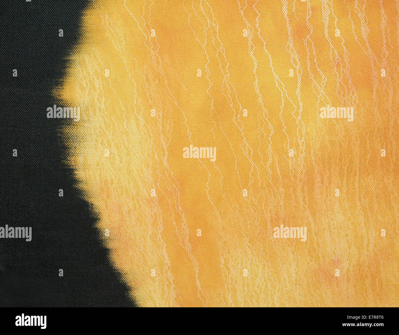 Oro giallo ocra e olio nero lo sfondo dipinto su tela con texture Foto  stock - Alamy