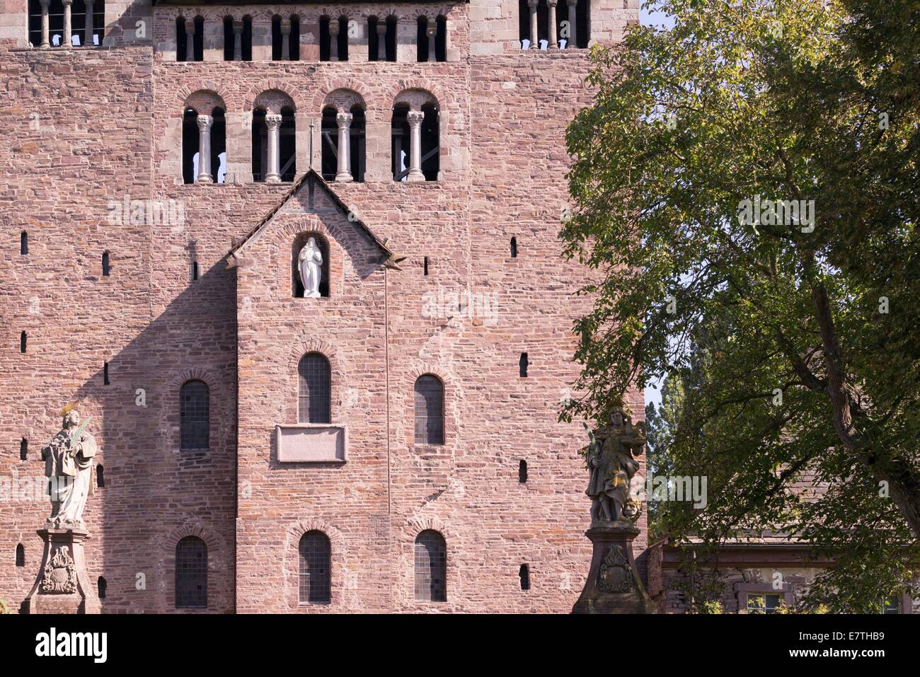 Patrimonio mondiale: Chiesa parrocchiale di Santo Stefano e Vito di Corvey: World Heritage carolingia entrata occidentale Foto Stock