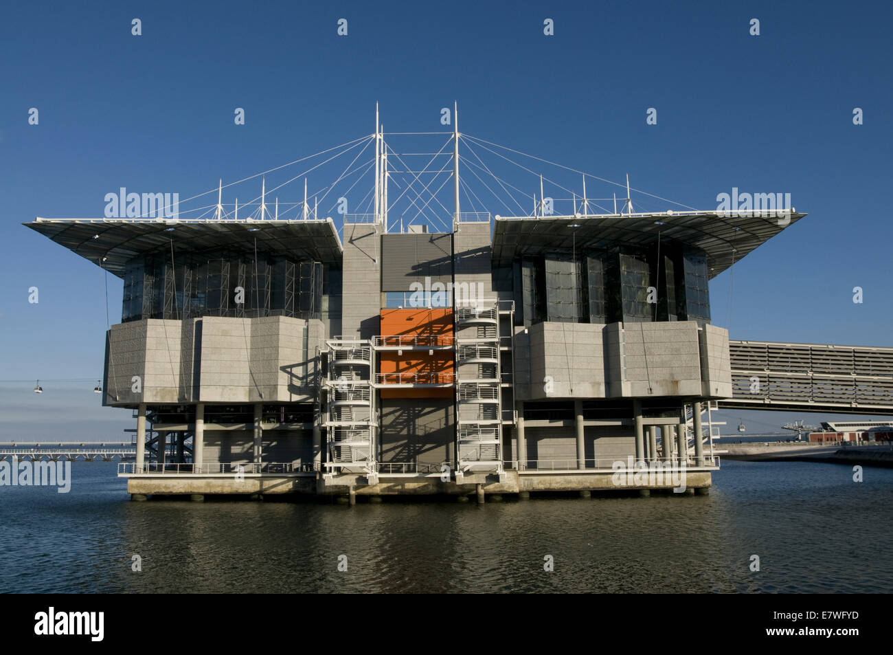 Oceanario (acquario), Lisbona, Portogallo progettato da Peter Chermayeff Foto Stock