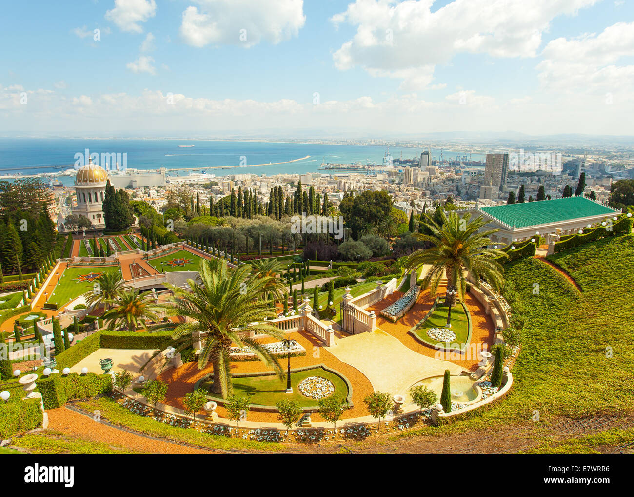 Una bella immagine dei giardini Bahai di Haifa in Israele. Foto Stock