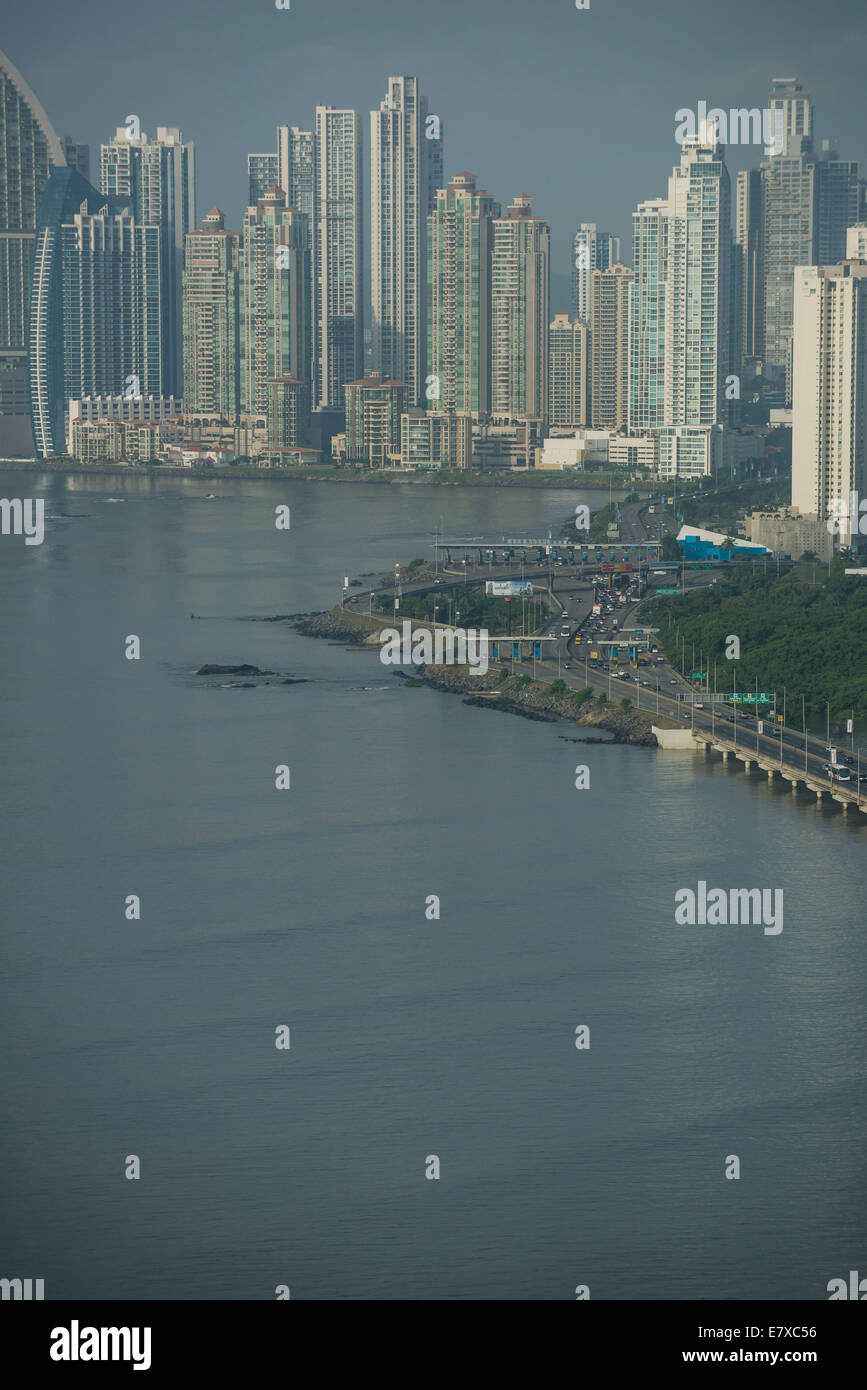Grattacieli in Punta Pacifica quartiere, Panama City Foto Stock