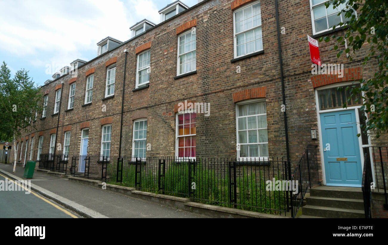 Alloggiamento a schiera su Santa Maria strada in Walthamstow Village, Londra E17 KATHY DEWITT Foto Stock