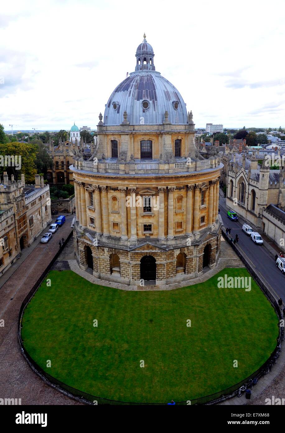 La Radcliffe Camera è un edificio a Oxford, Inghilterra, progettato da James Gibbs in inglese in stile palladiano e costruita nel 1737- Foto Stock