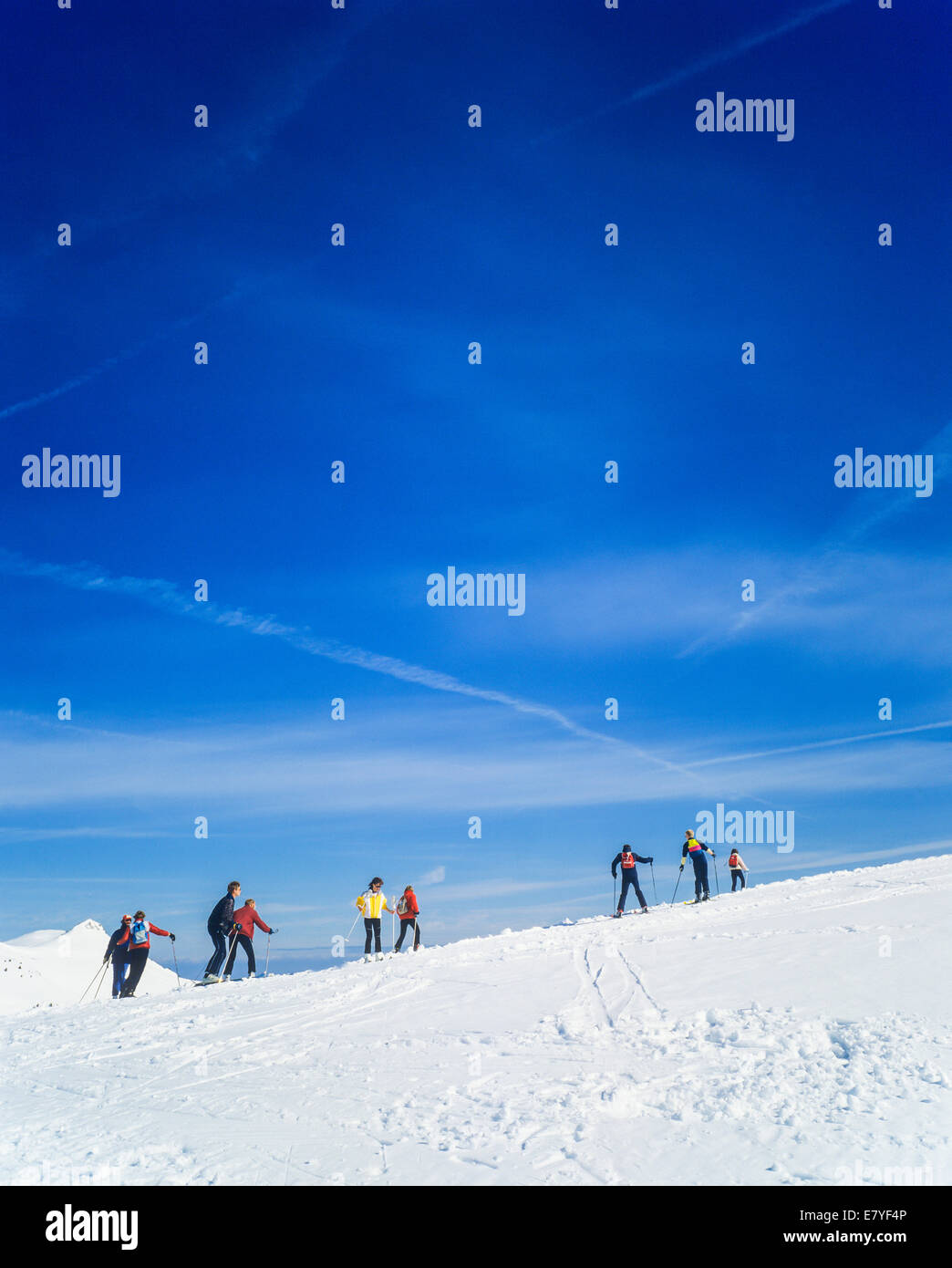 Gli sciatori Morgins ski resort Alpi Svizzere Vallese Svizzera Foto Stock