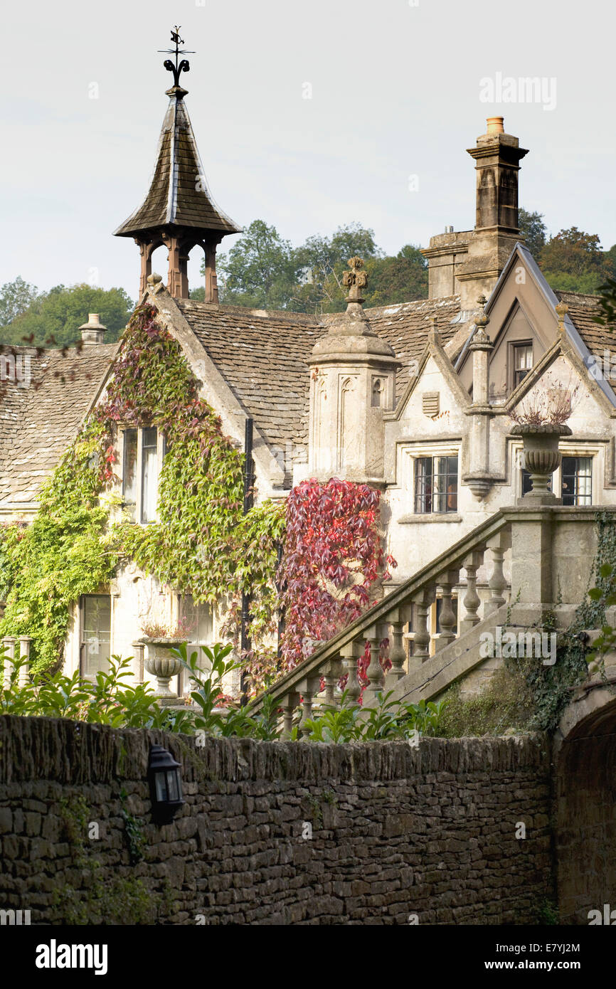 Il villaggio di Castle Combe Wiltshire, Inghilterra Foto Stock