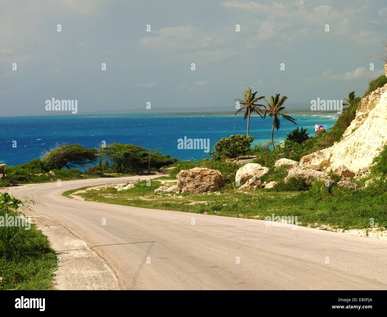 Strada costiera nel sud-ovest della Repubblica Dominicana Foto Stock