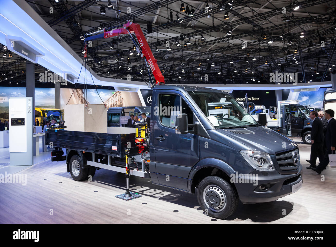 Mercedes Benz Sprinter 516 CDI al sessantacinquesimo IAA Veicoli Commerciali 2014 a Hannover, Germania Foto Stock